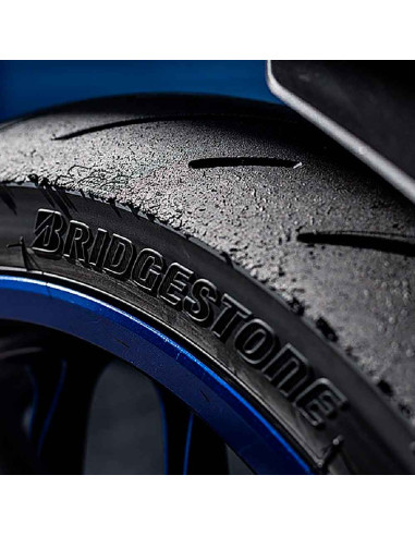 Neumatico Bridgestone S R